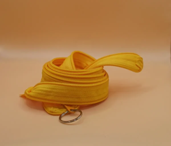 POUZDRO ZE ZIPU - TMAVĚ ŽLUTÉ - Image 4