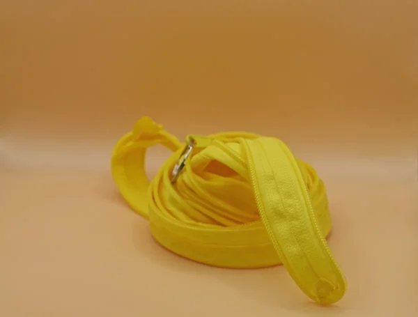 ZIPOVÁ KOSMETICKÁ TAŠTIČKA - SVĚTLE ŽLUTÁ - Image 4
