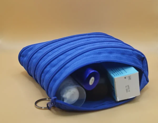 ZIPOVÁ KOSMETICKÁ TAŠTIČKA - MODRÁ - Image 3