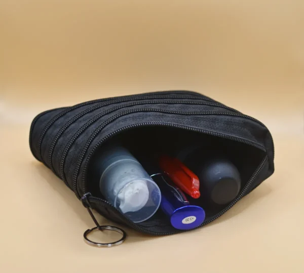 ZIPOVÁ KOSMETICKÁ TAŠTIČKA - ČERNÁ - Image 3