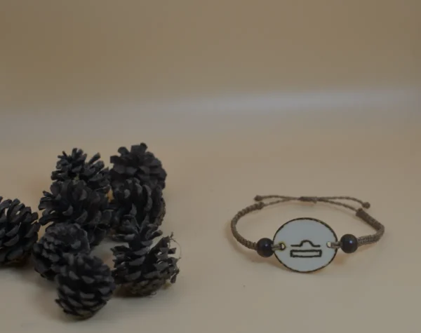 MICRO MACRAME NÁRAMEK SE ZNAMENÍM ZVĚROKRUHU - VÁHY 23.9.-23.10. - Image 3