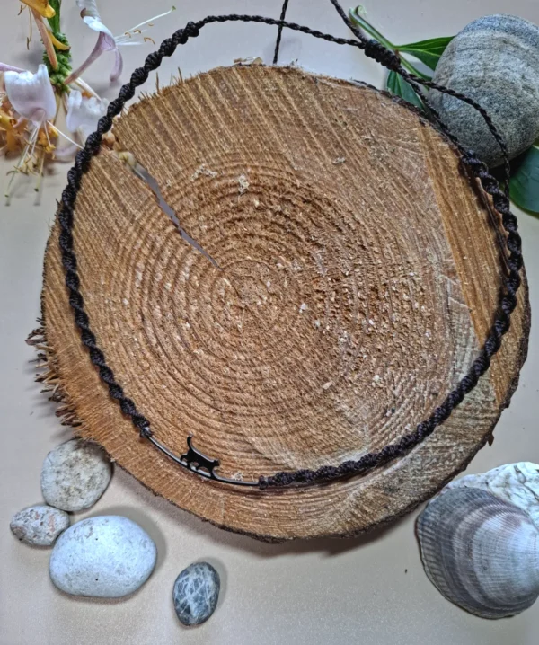 Micro macrame náhrdelník s nerezovým přívěskem