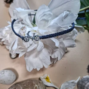 Náramek micro macrame s přívěskem kolo
