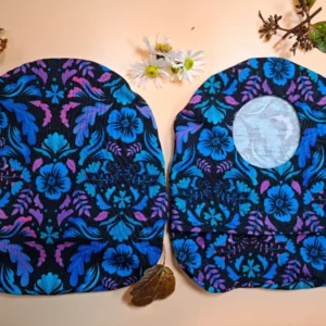 Návlek na stomický sáček. Ušitý ručně z měkkého pružného úpletu.