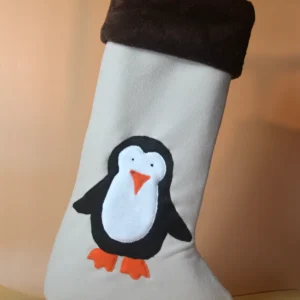 Mikulášská bota s vyšívanými vánočními motivy na nadílku pro děti.